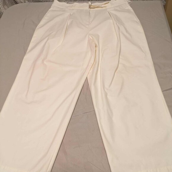 Akris Punto White on White Dinner or Office Slacks Women 34 Poly & Spandex - NWT - Picture 1 of 14